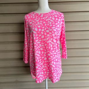 •Crown & Ivy• Neon Pink Cheetah Print Pullover Top - Size Medium